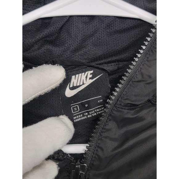 Nike Black Performance Jacket - Picture 3 of 12